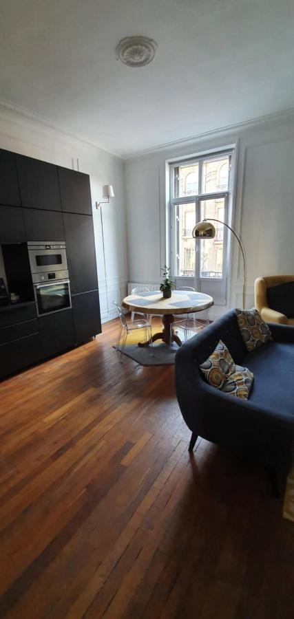 Apartamento L'Ecu : Un Haussmannien Accueillant! Reims Exterior foto