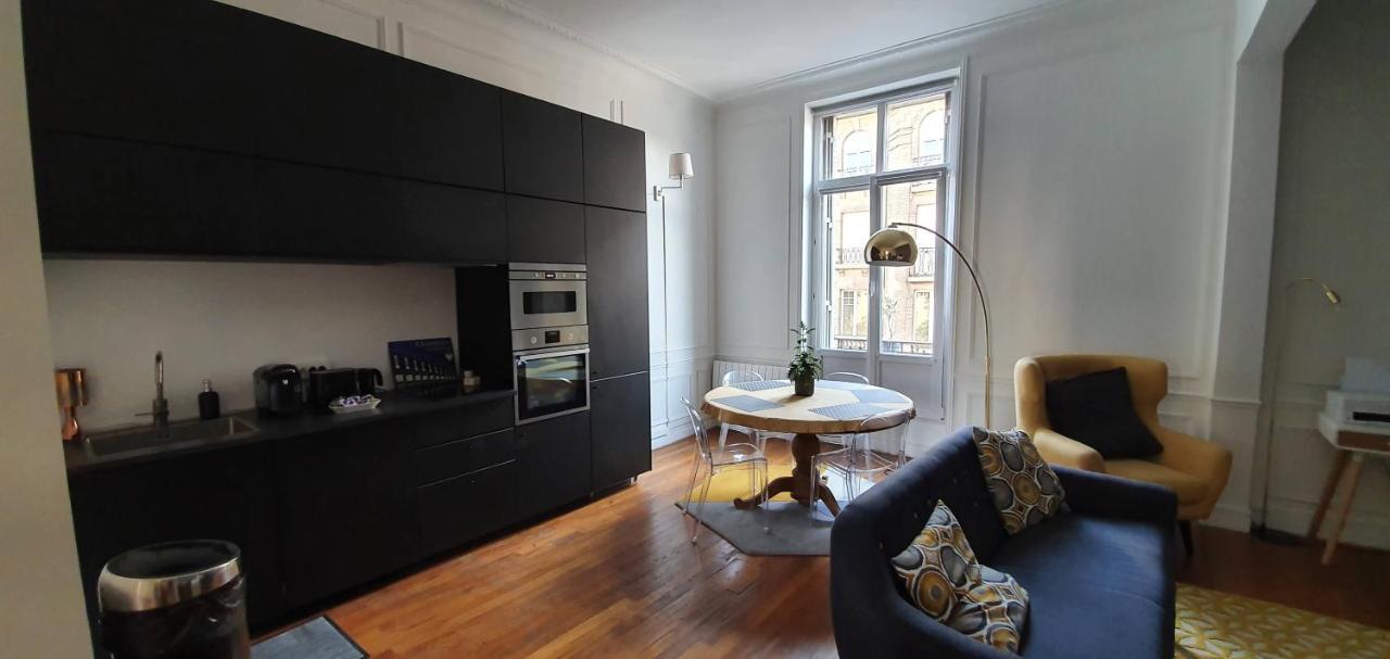 Apartamento L'Ecu : Un Haussmannien Accueillant! Reims Exterior foto